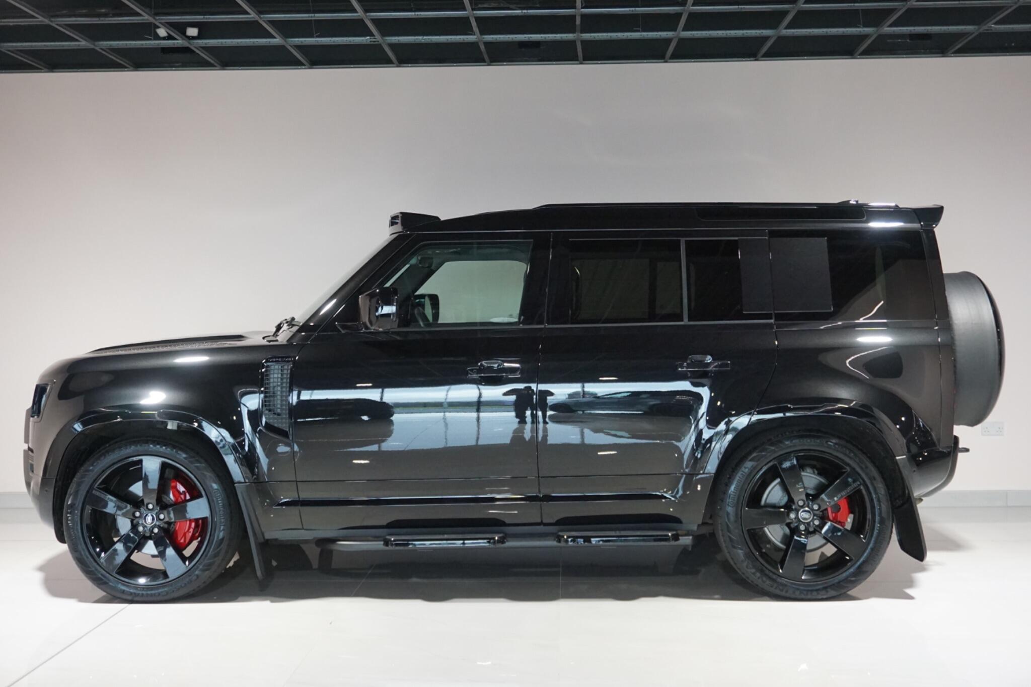 Land Rover Defender 110 3.0 D350 MHEV X-Dynamic HSE SUV 5dr Diesel Auto 4WD Euro 6 (s/s) (350 ps)